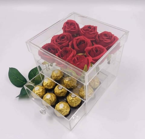 קופסא לסידור פרחים ושוקולד